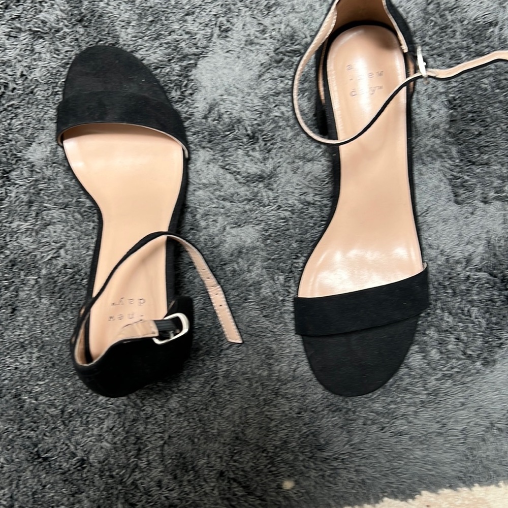 Never worn